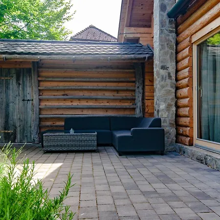 Chalé Log House Natura Radovljica