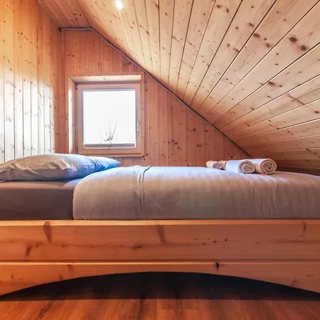 Log House Natura Chalet