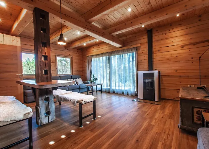 Log House Natura Шале *