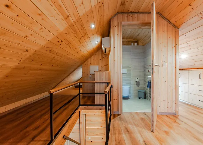 Log House Natura Шале Радовлица